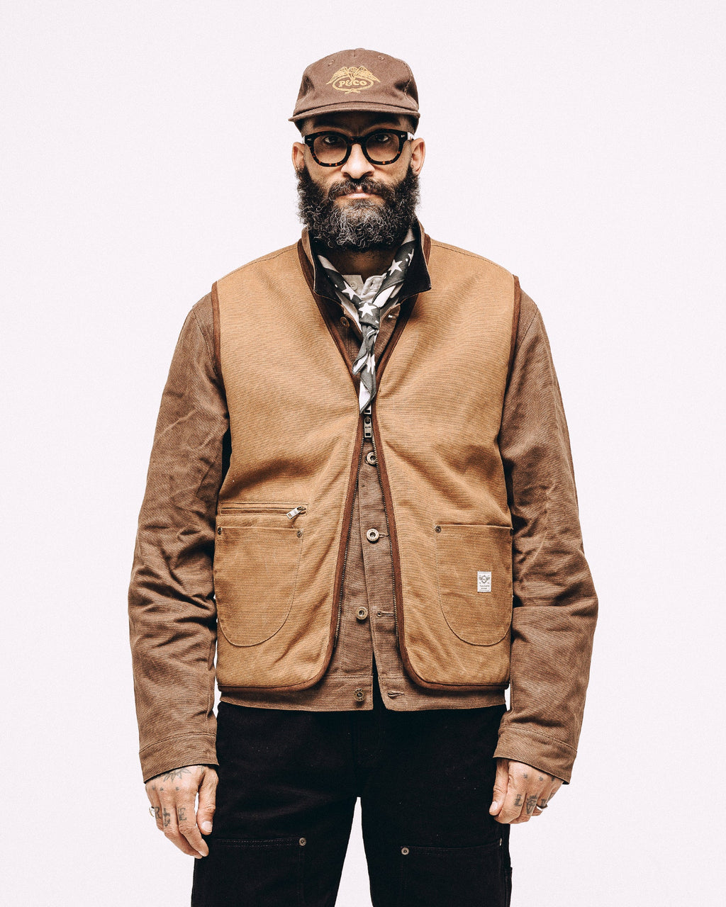 Wayfinder Sherpa Lined Waxed Vest - Tan