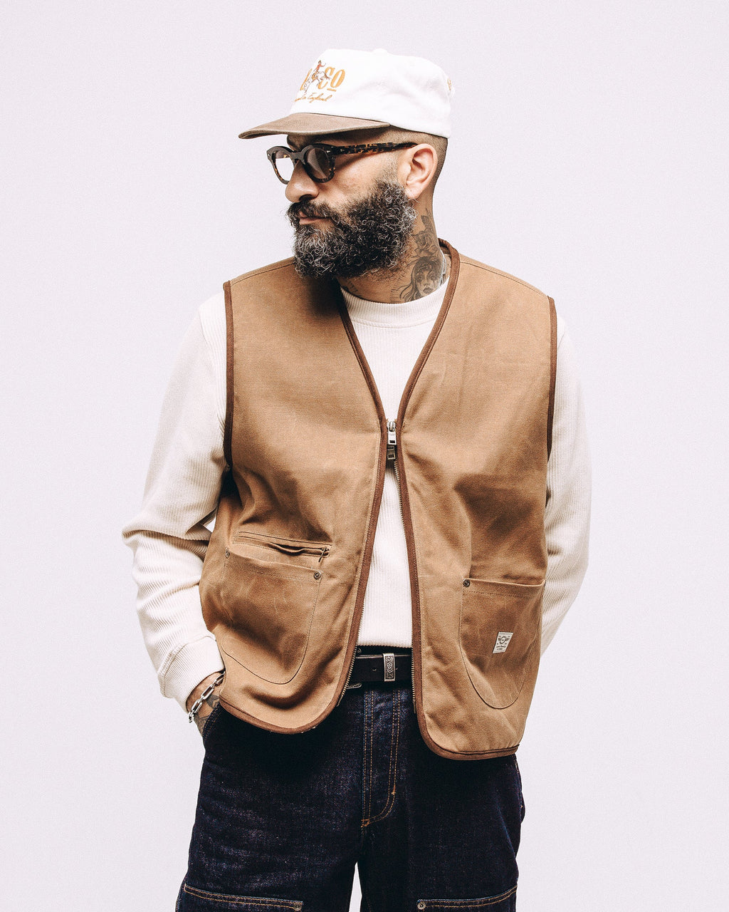Wayfinder Sherpa Lined Waxed Vest - Tan